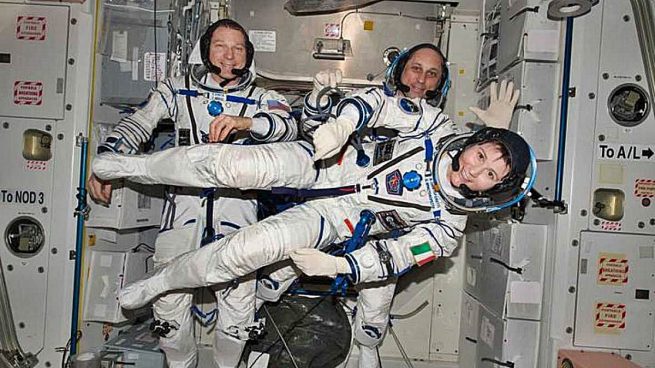 Astronautas de la NASA en la Estación Internacional Espacial.
