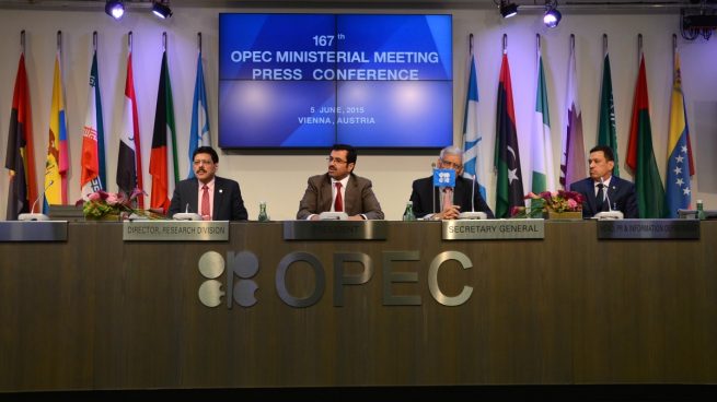 La OPEP se reunirá este sábado con otros productores para reducir la oferta mundial de petróleo