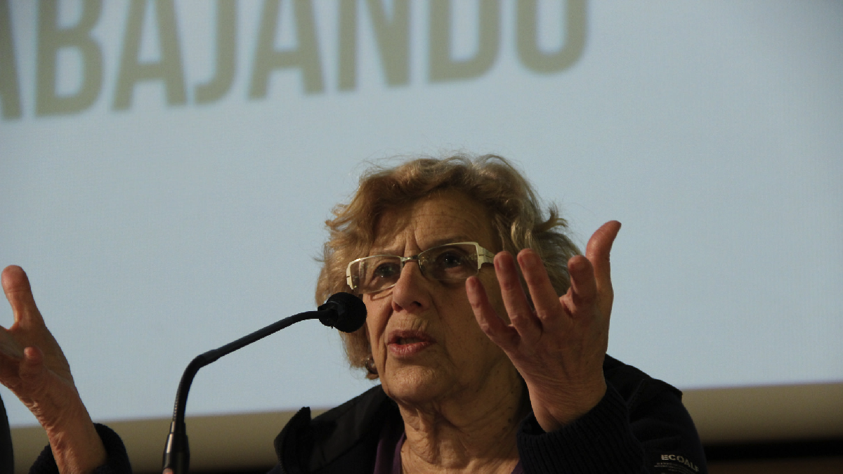 La alcaldesa Manuela Carmena en un acto púbico en marzo. (Foto: AM)