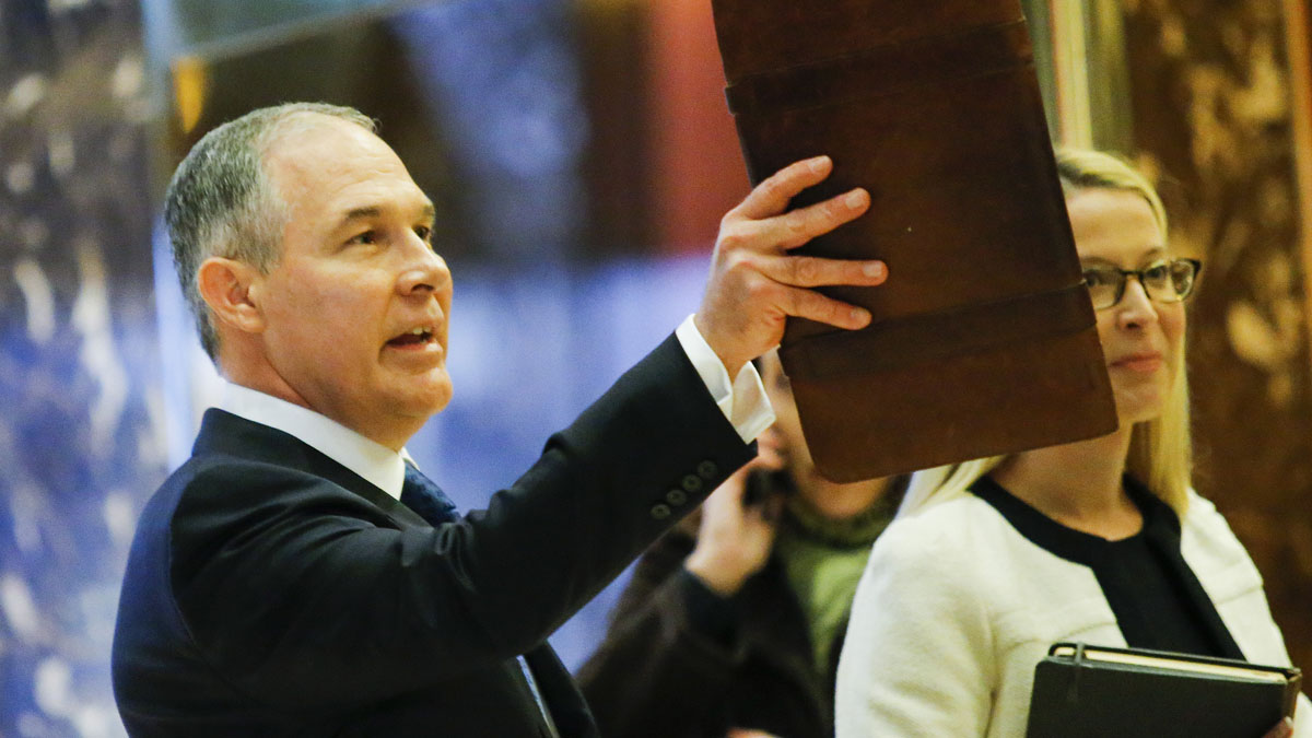 Scott Pruitt, el escéptico del cambio climático que dirigirá la agencia medioambiental de EEUU (AFP)