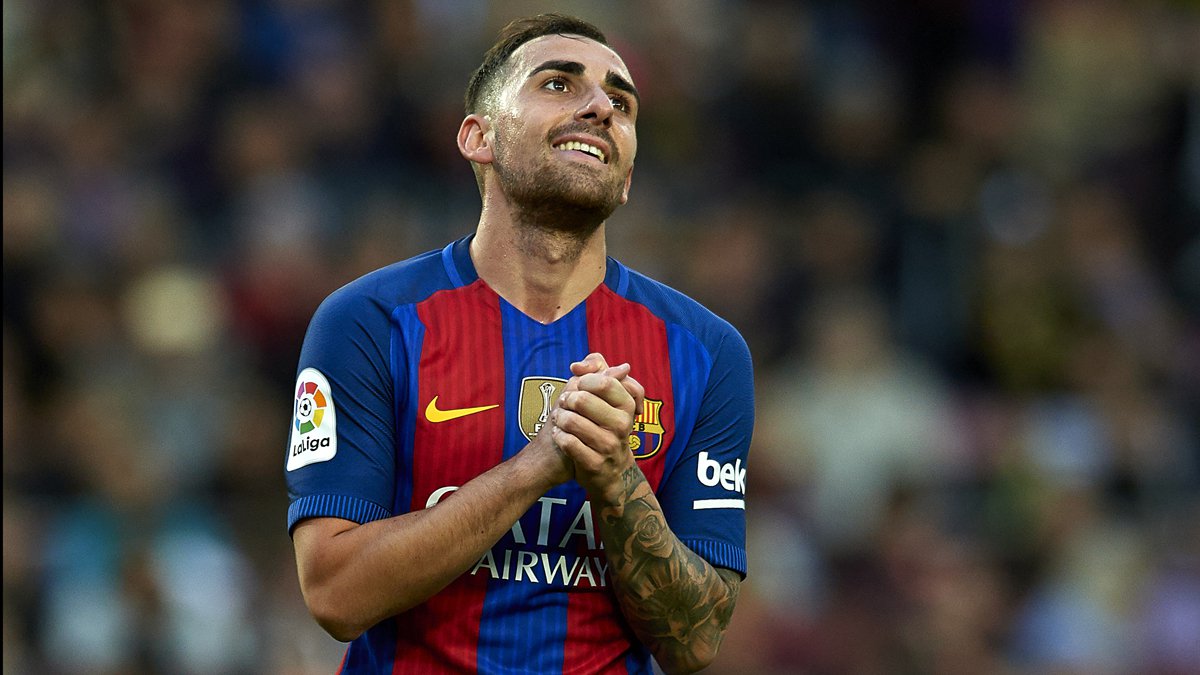 Paco Alcácer se lamenta tras fallar una ocasión con el Barça.