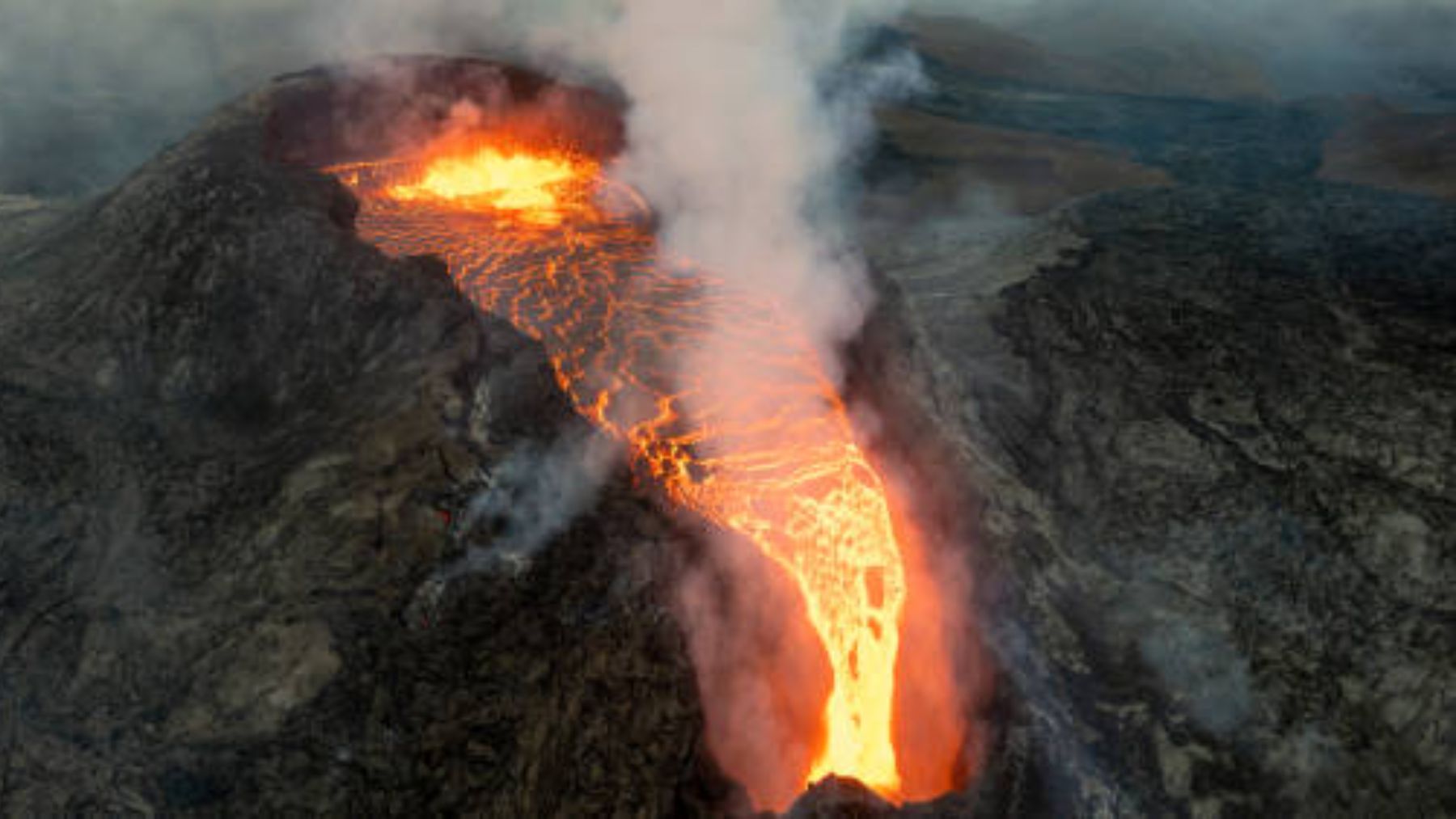 Descubre 10 de los volcanes que podrían entrar en erupción