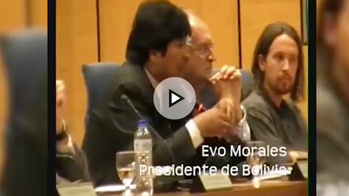 Pablo Iglesias, junto a Evo Morales el 14 de septiembre de 2009 en la Complutense.