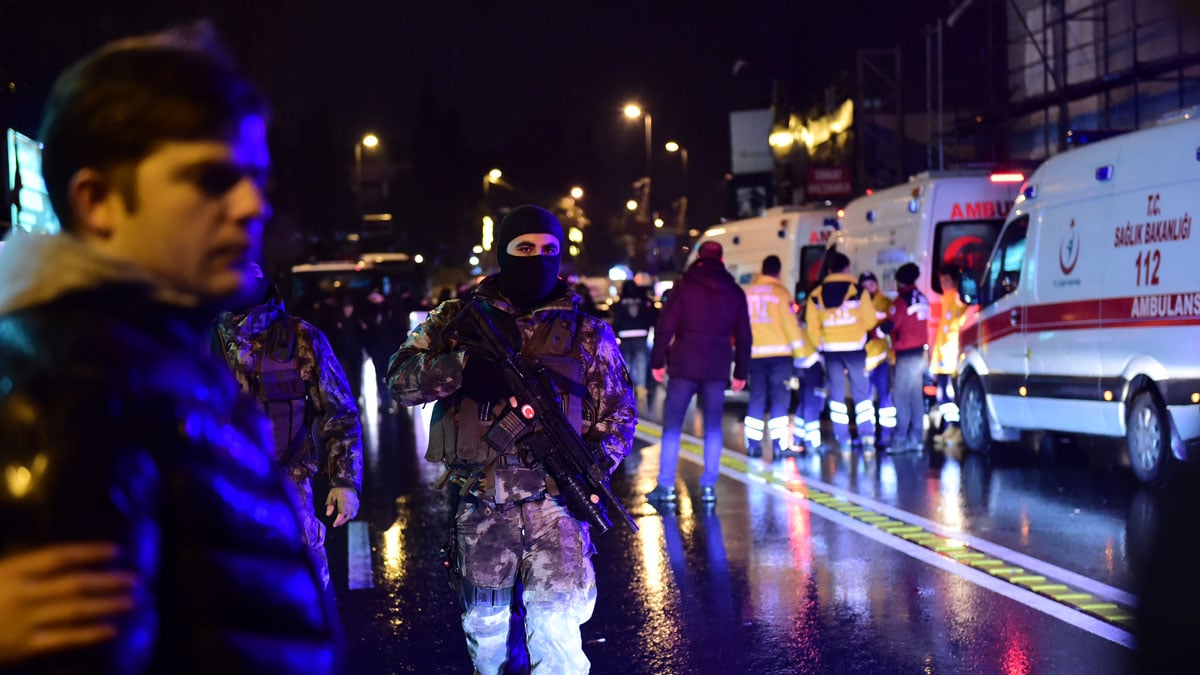 Fuerte presencia policial por el atentado en Estambul (Foto: AFP)