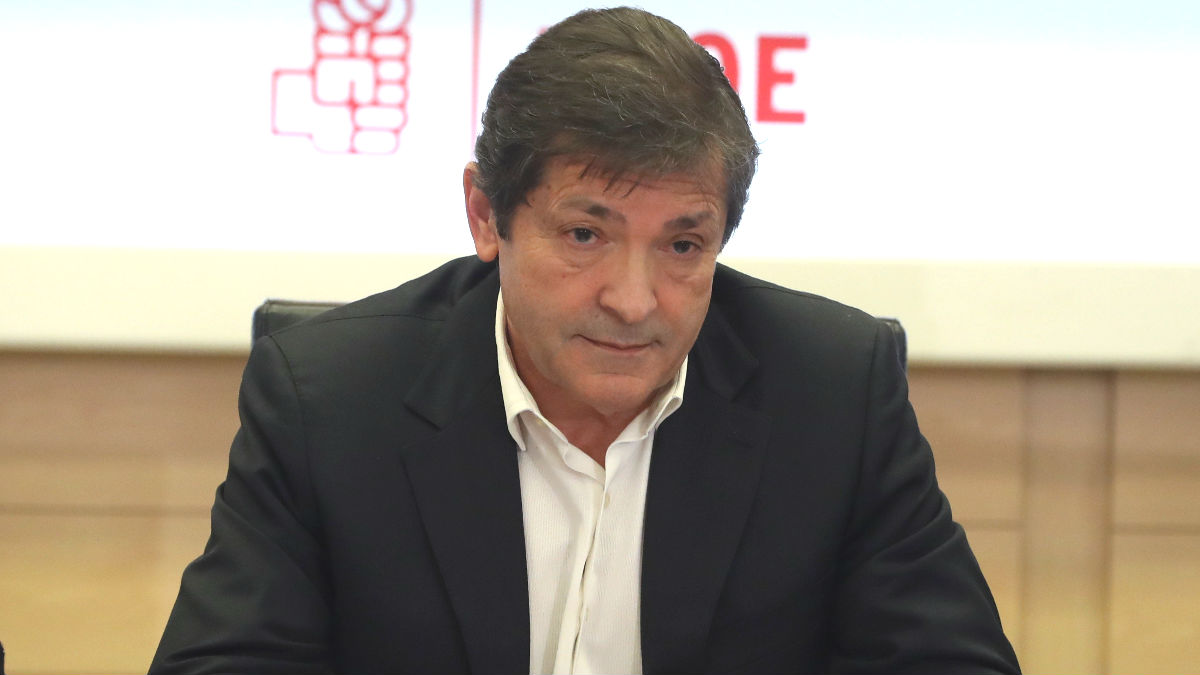 Javier Fernández, presidente del Principado de Asturias. (Foto: Efe)