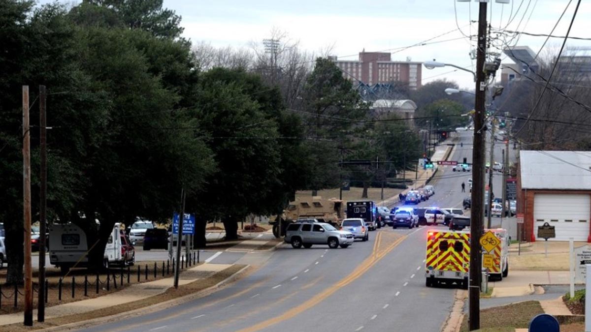 Policía desplegada en Alabama (Foto: AL.com)