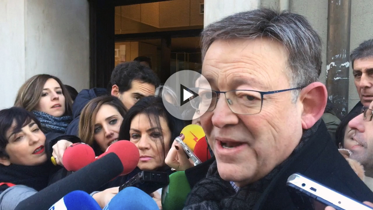El secretario general del PSPV- PSOE, Ximo Puig, a su llegada a la sede del PSOE, este sábado. (Foto: Enrique Falcón)