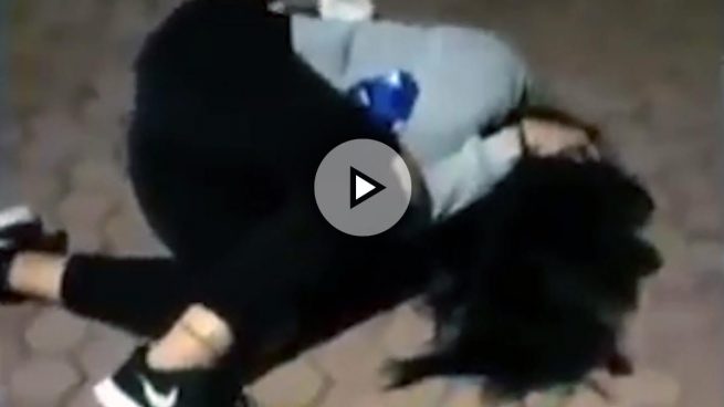Dos menores dan una paliza a una chica en Tenerife y la graban en vídeo