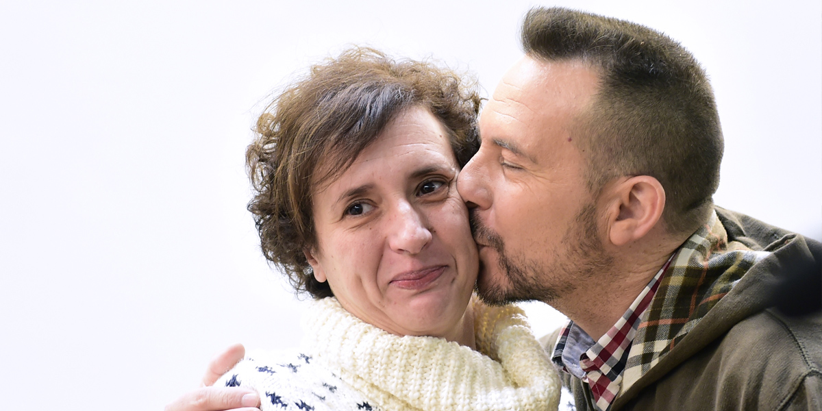 Teresa Romero y su marido. (Foto: AFP)