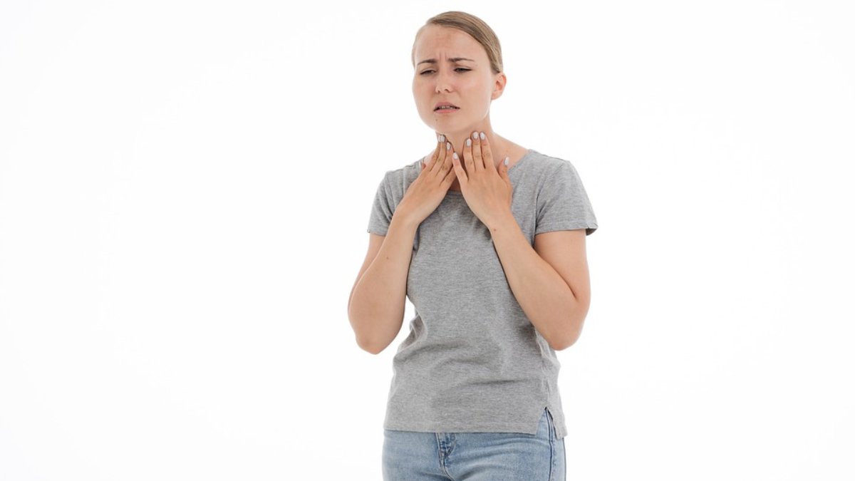 Cómo curar las aftas de la garganta con estos remedios