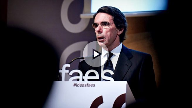 Aznar vuelve a cargar contra Rajoy: «Tenemos un país que se está desvertebrando en todos los sentidos»