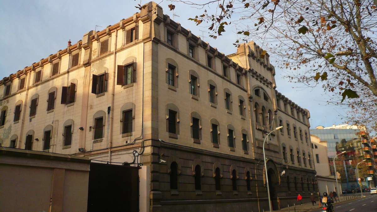 Cárcel Modelo de Barcelona vista desde el exterior.