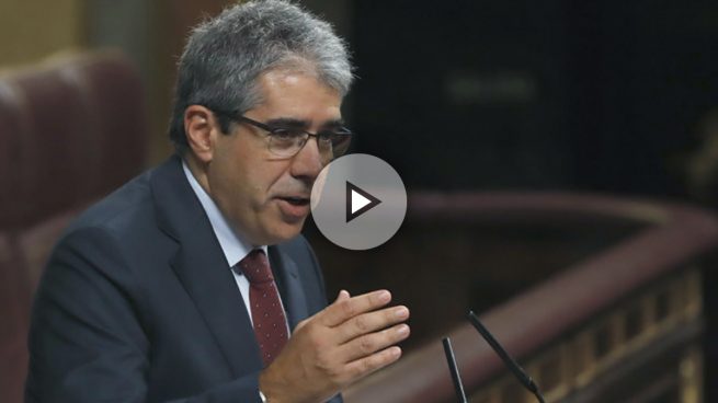 Homs denuncia a Rajoy ante la Fiscalía por desobediencia al TC