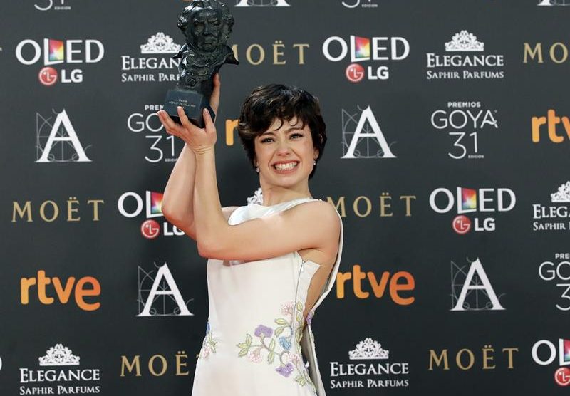 Anna Castillo con el Goya a Mejor Actriz Revelación.