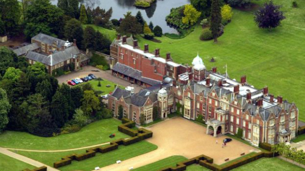 Sandringham-house-reina-isabel-inglaterra