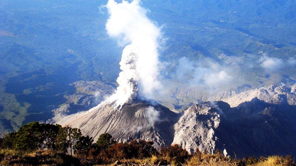 Las 5 erupciones volcánicas más grandes de la historia Las 5 erupciones volcánicas más grandes de la historia
