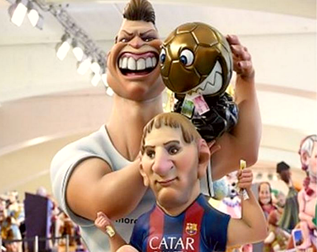 Ronaldo y Messi y Donald Trump ninots en la Exposicion del Ninot 2017