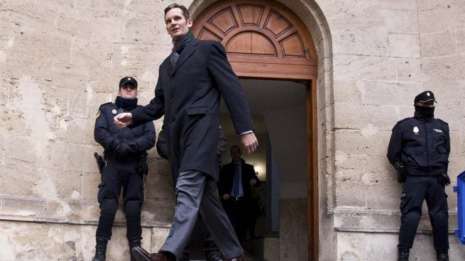 Iñaki Urdangarin saliendo de los juzgados de Palma (Foto: Getty).