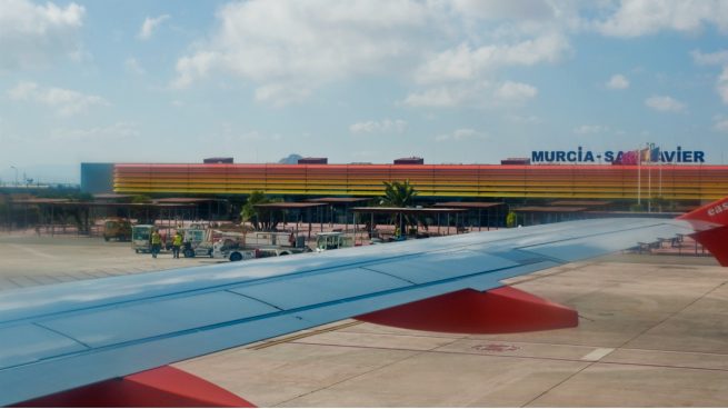 Murcia y Fomento alcanzan un acuerdo para el cierre del aeropuerto de San Javier