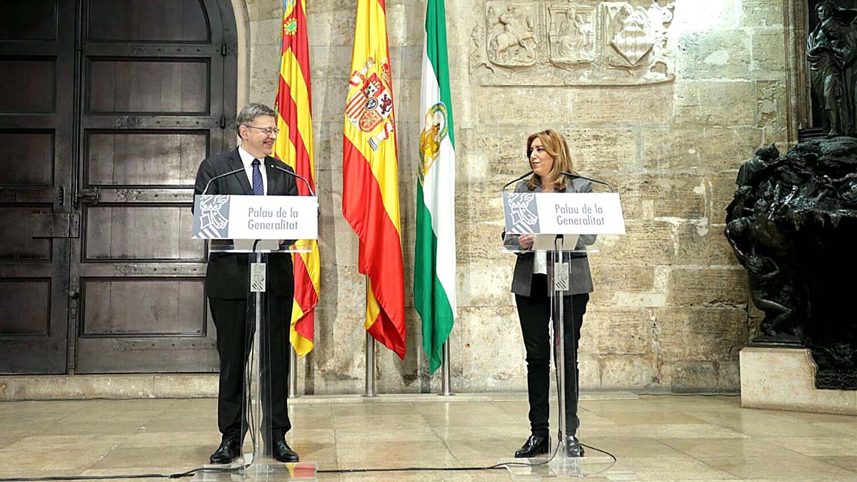 Susana Díaz y Ximo Puig en la rueda de prensa posterior a su encuentro en el palacio de la Generalitat valenciana.