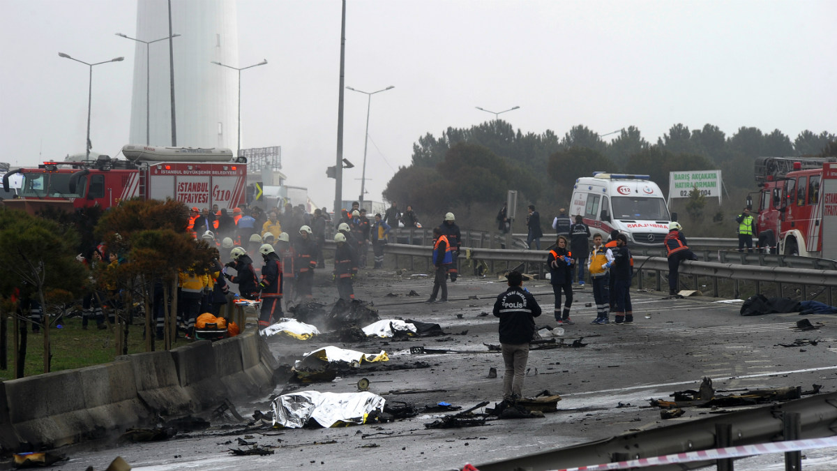 Al menos siete muertos en un accidente de helicóptero en Turquía  (Fotos: AFP)