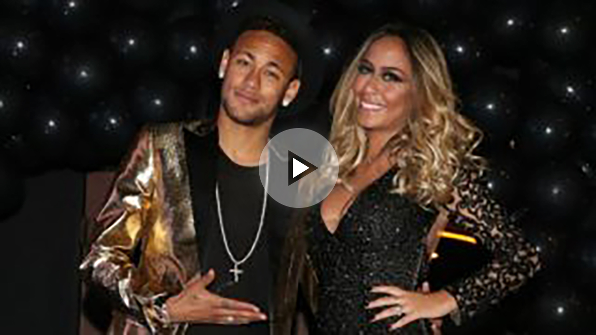 Neymar posa junto a su hermana Rafaella en la fiesta de cumpleaños.