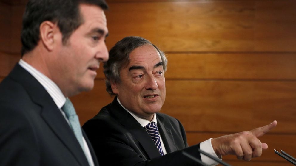 Los presidentes de la patronal CEOE y Cepyme, Juan Rosell y Antonio Garamendi. (Foto: EFE)