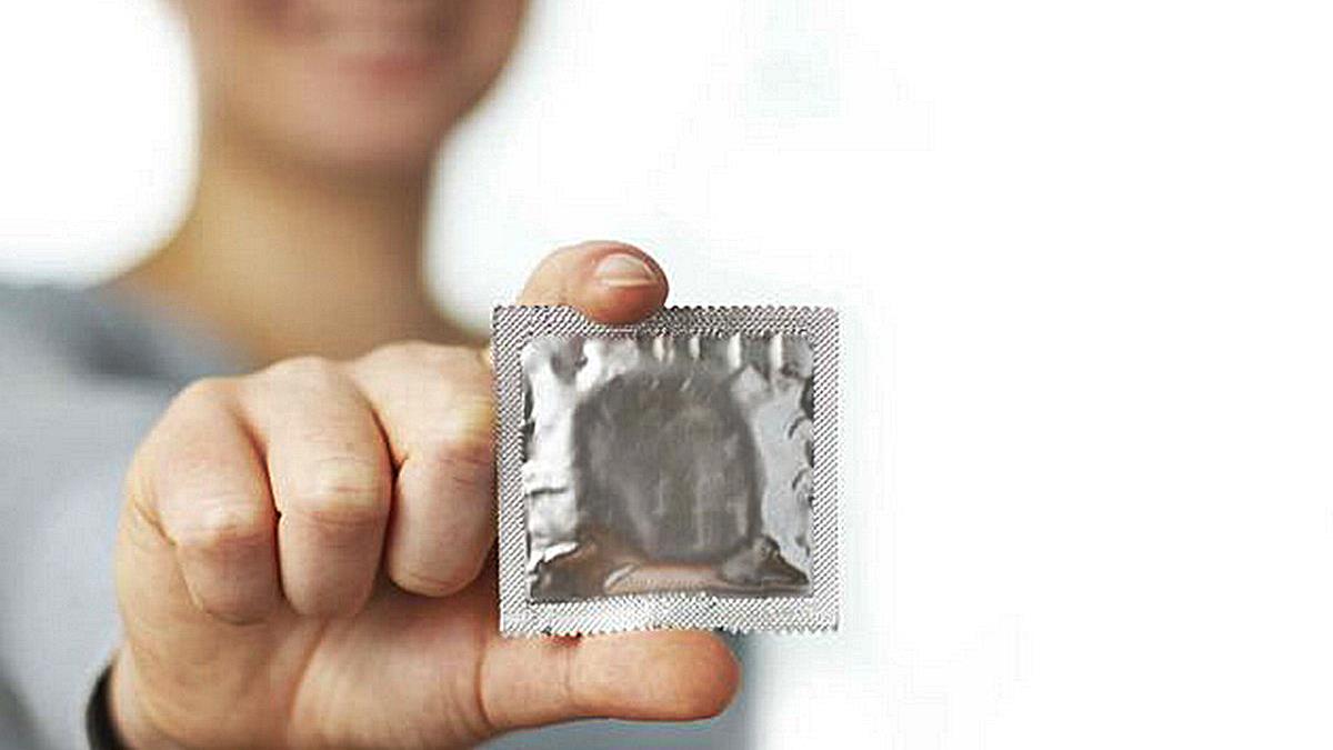 El preservativo es clave para evitar el contagio.
