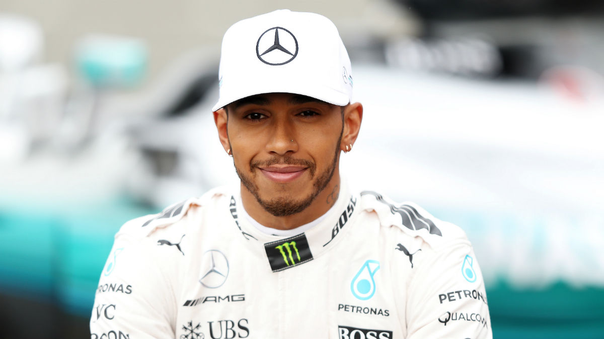Según Damon Hill, la actitud de Lewis Hamilton durante el GP de Abu Dhabi de 2016 podría haber causado un daño irreparable en su relación con Mercedes. (Getty)