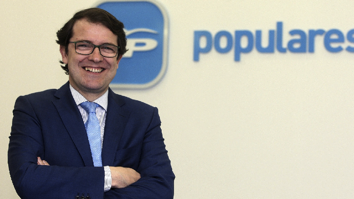 El nuevo líder del PP de Castilla y León y alcalde de Salamanca, Alfonso Fernández Mañueco. (Foto: EFE)