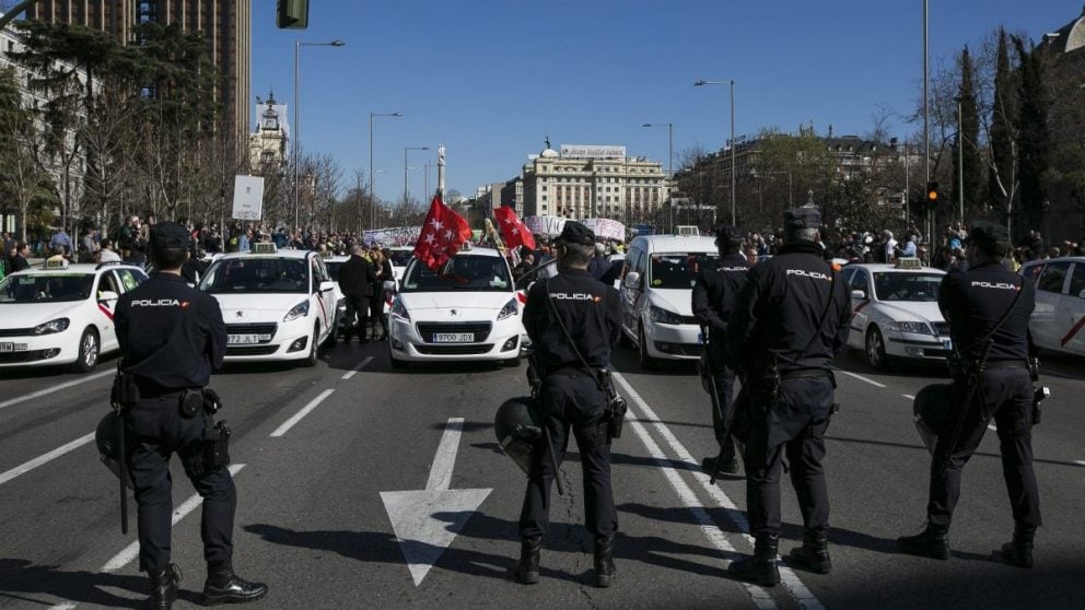 Huelga de taxis en Madrid (Foto: EFE)