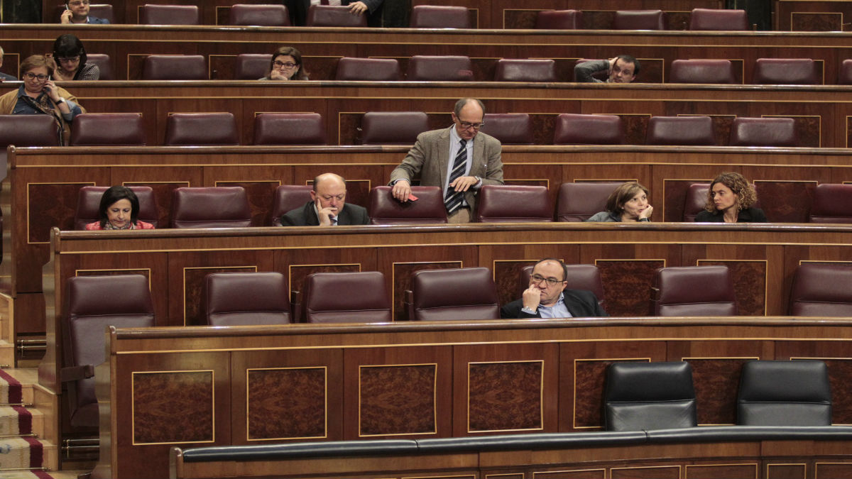 Diputados del PSOE, este martes, en el Congreso.