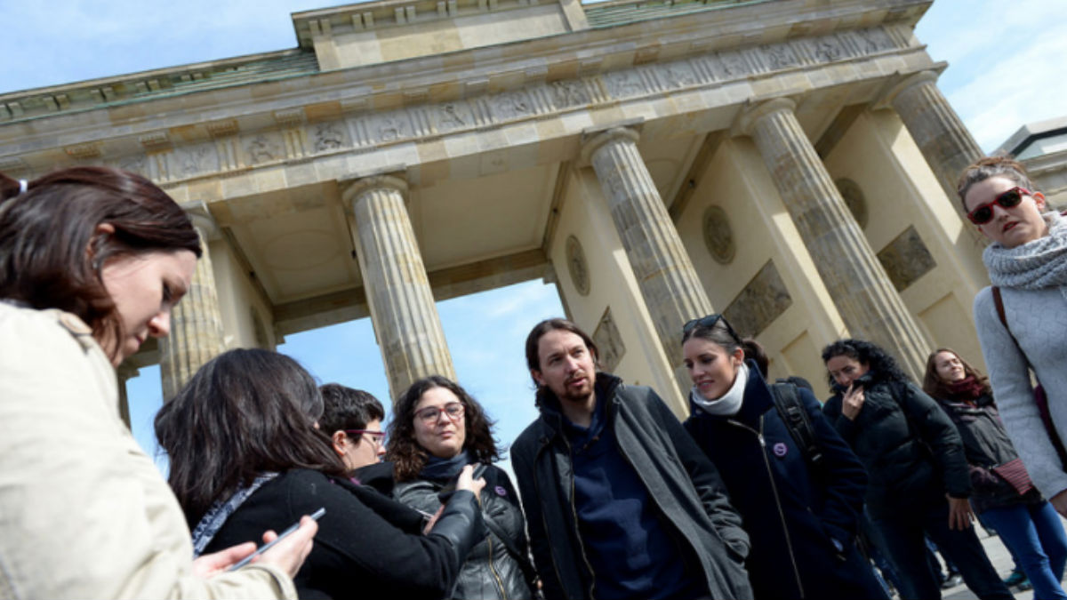 Iglesias y Montero en Berlín. (Foto: Podemos)