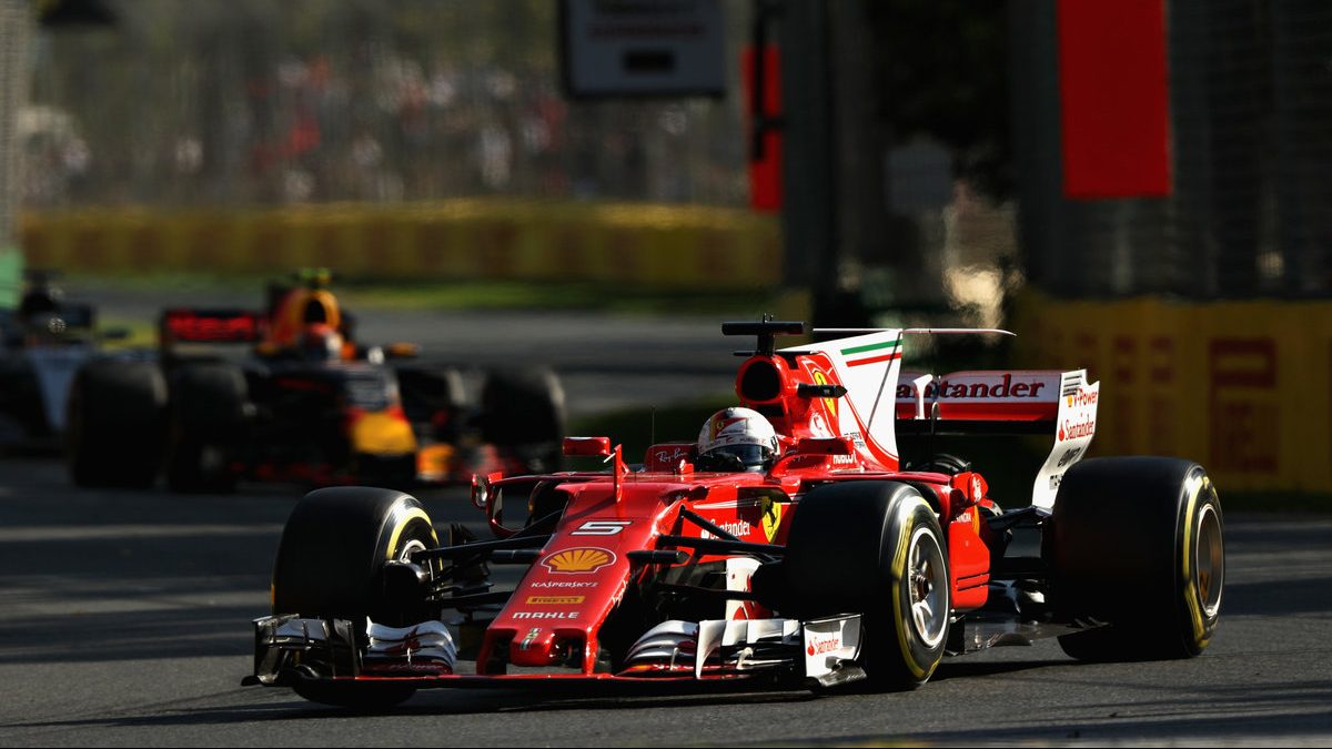 Vettel superó a Lewis Hamilton en el GP de Australia Getty)