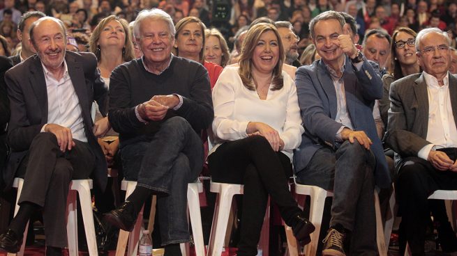 Susana Díaz dice sentirse «orgullosa de González y Zapatero, con sus luces y sus sombras»