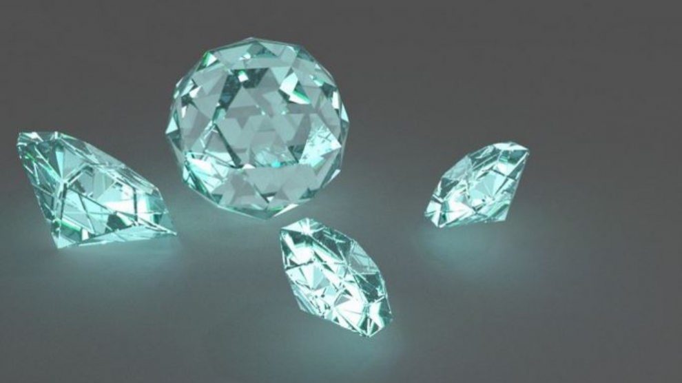 Hay que señalar que los diamantes no siempre se han usado en joyería.