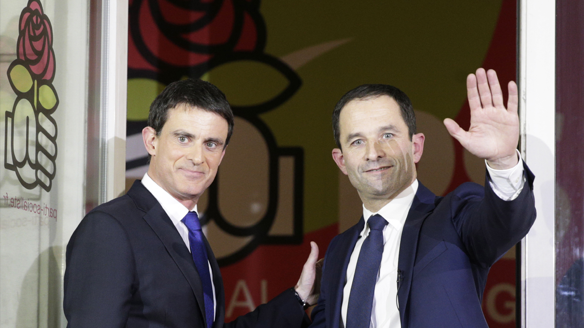 Manuel Valls y Benoît Hamon. (Foto: AFP)