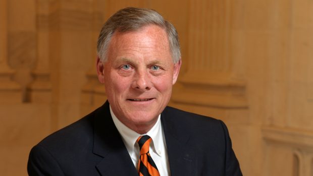 Richard-Burr-Senado-EEUU