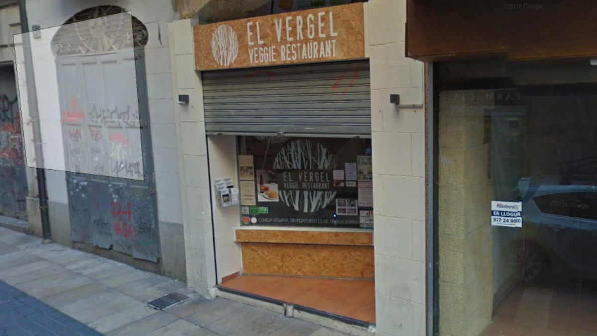El restaurante vegetariano ubicado en Tarragona, El Vergel, que prohíbe la alimentación de procedencia animal a los bebés que acuden con sus familas a comer al restaurante. Foto: MAPS