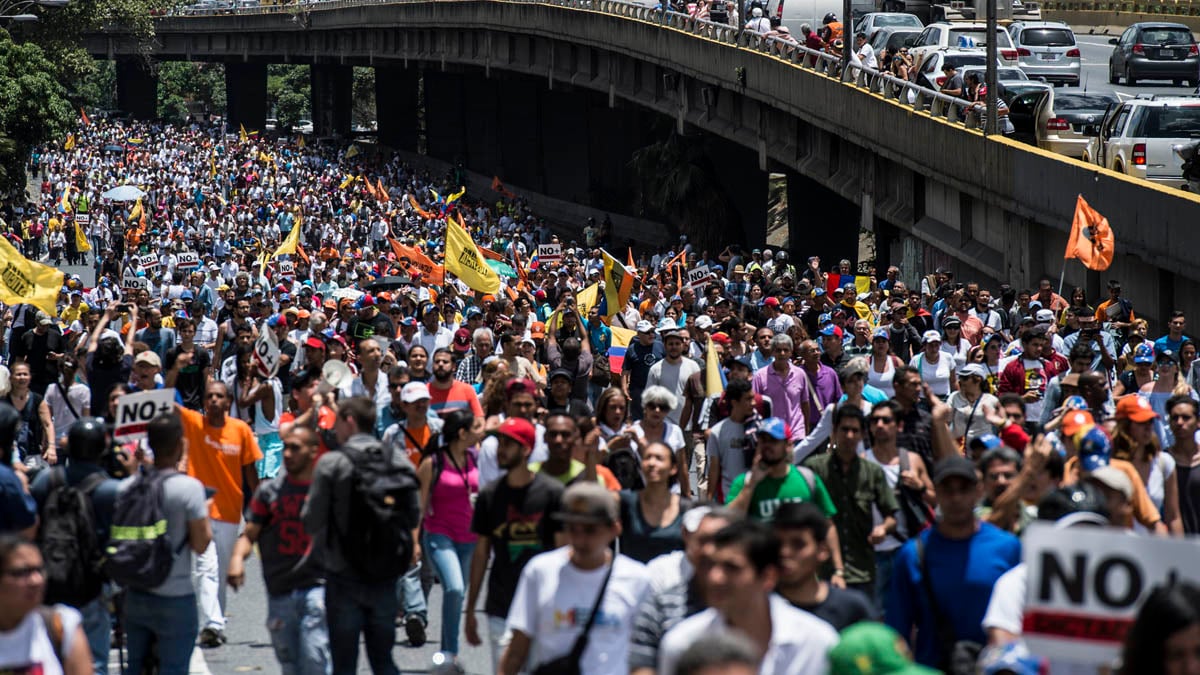 Movilizaciones contra el régimen chavista en Caracas. (Foto: AFP)