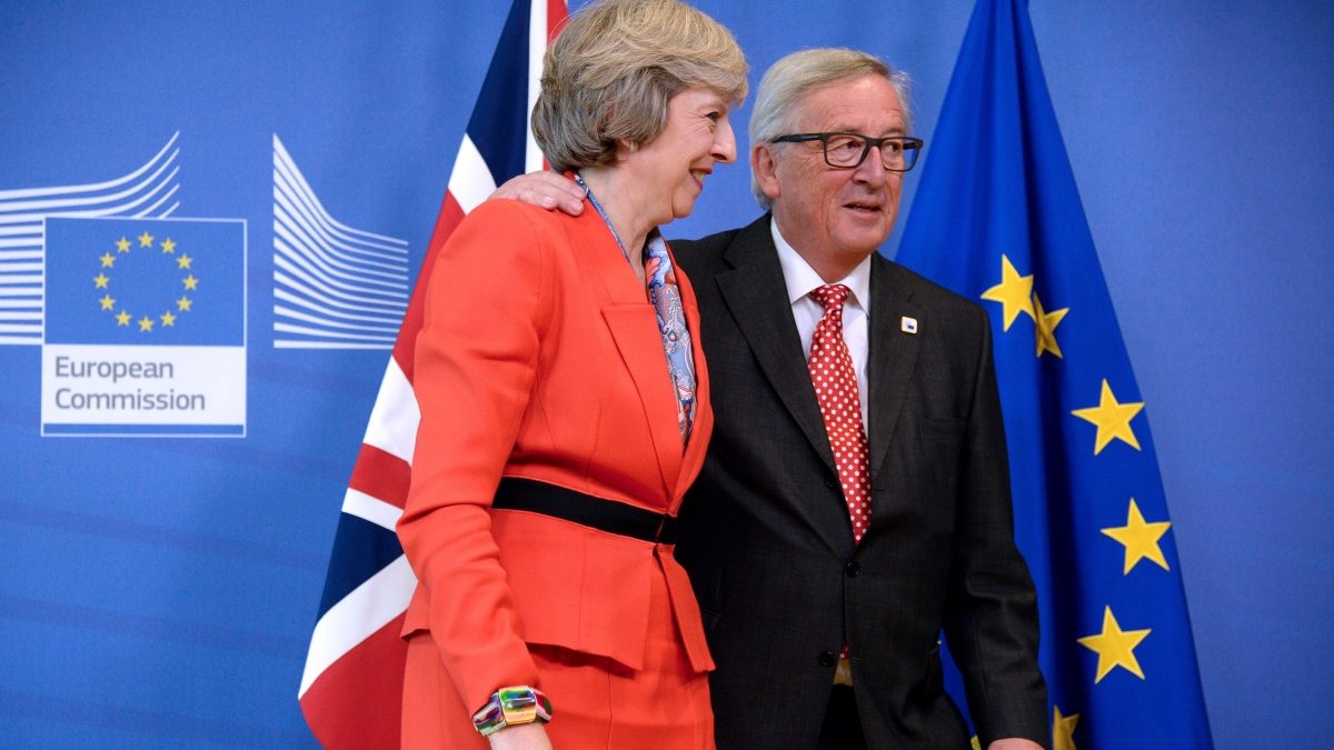 Theresa May y Jean Claude Juncker (Foto: Getty)