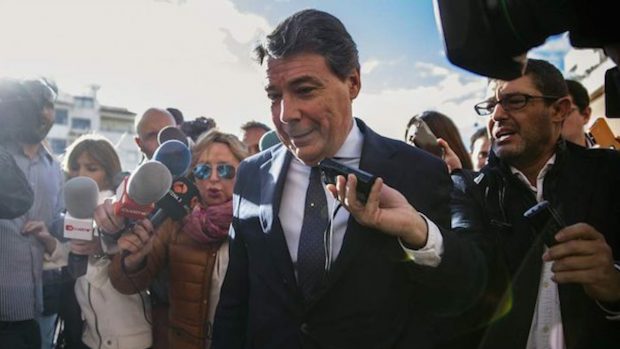 Ignacio González declarando en el Juzgado de Estepona (Foto: Efe).