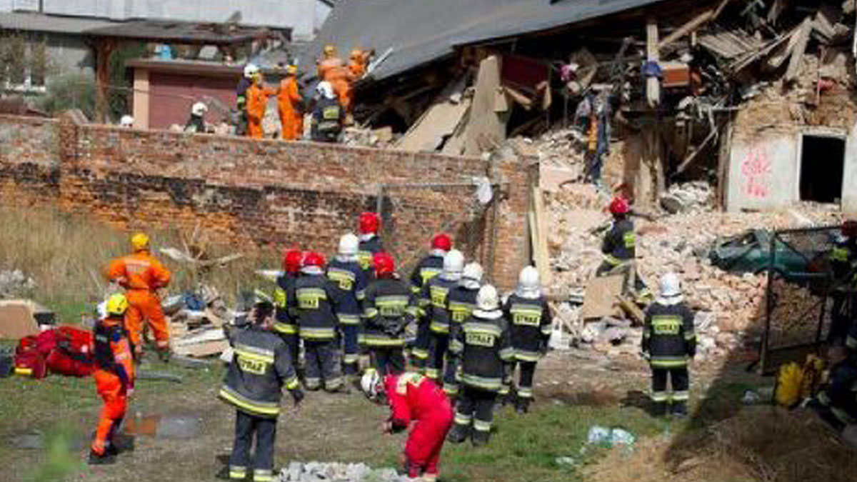 Derrumbe de un edificio en Polonia.