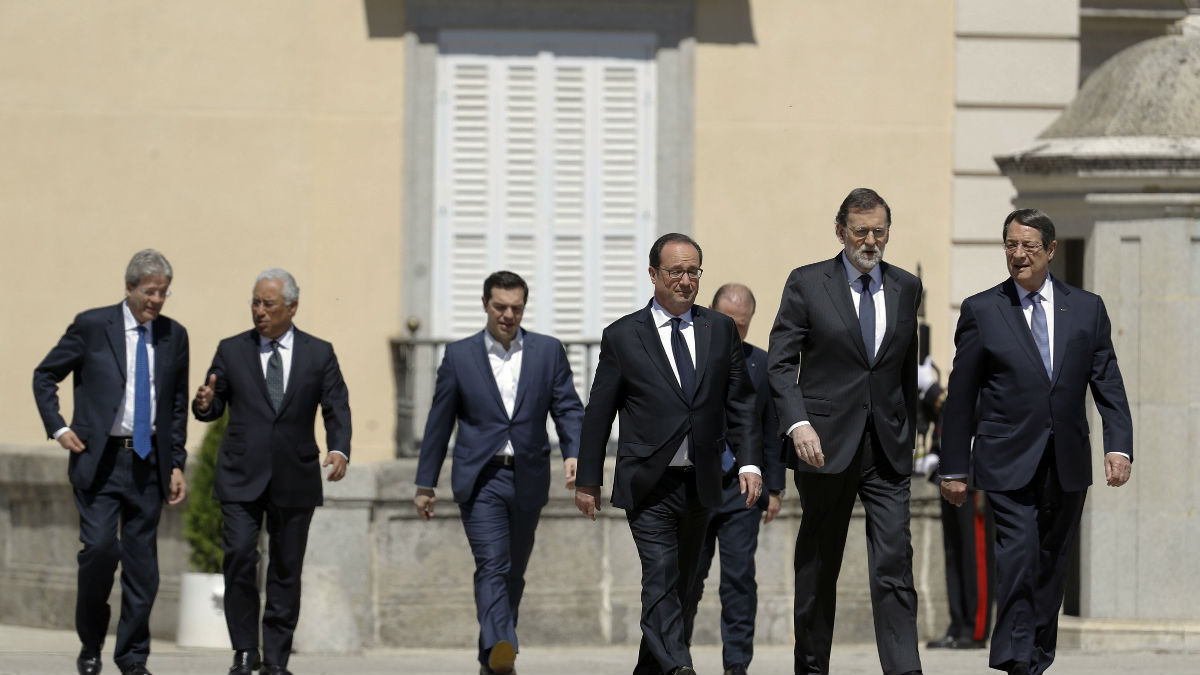 Rajoy con los líderes del sur de Europa. (Foto: EFE)