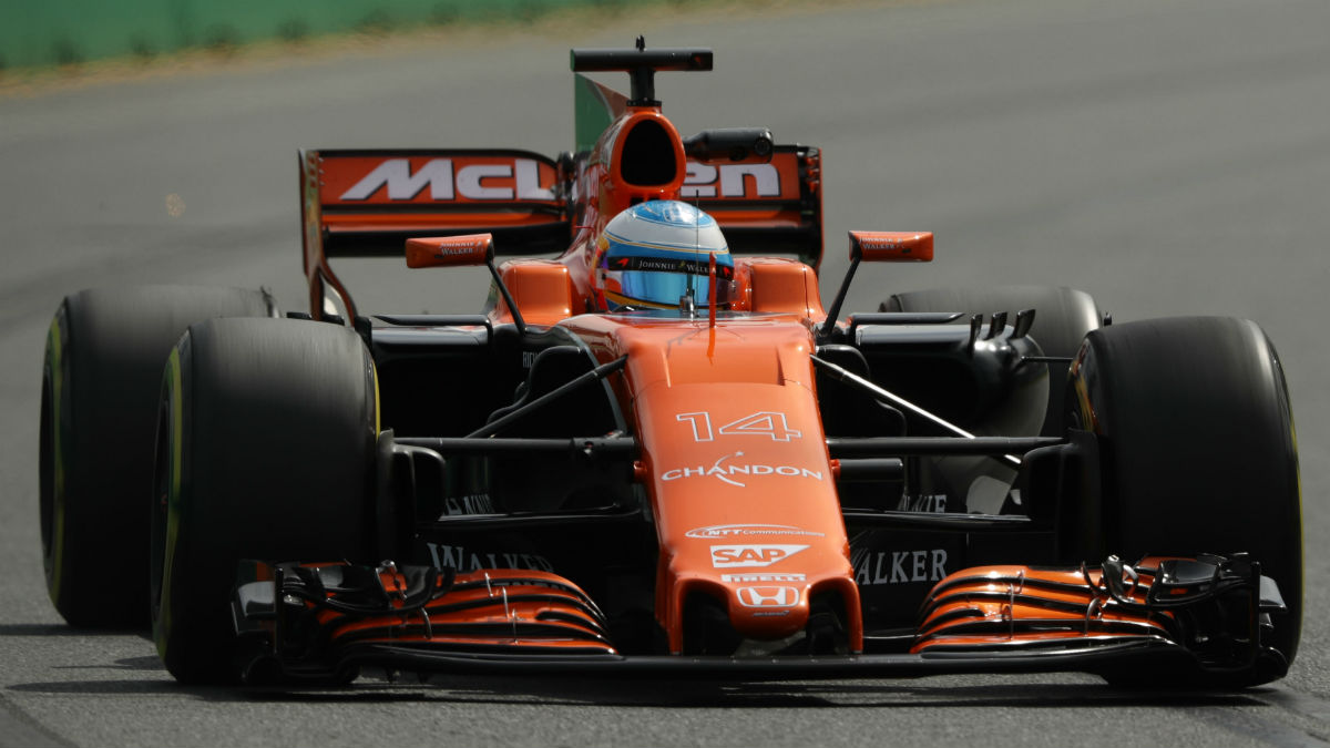 El McLaren Honda de Fernando Alonso recibirá la última evolución del propulsor japonés en los test posteriores al Gran Premio de Bahrein. (Getty)