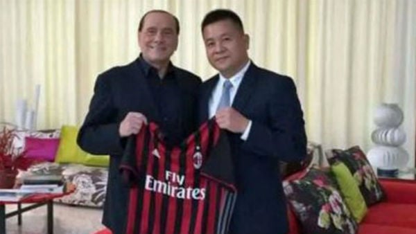 Berlusconi cierra la venta del Milan a un grupo chino por 740 millones