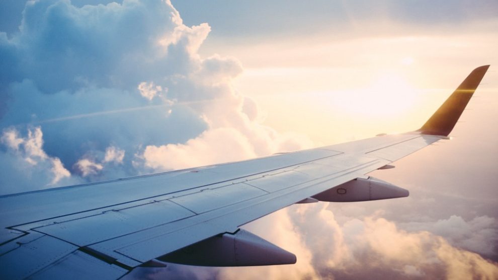 Conoce cosas que te pueden pasar al viajar en avión
