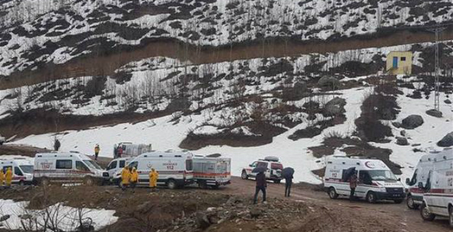 Un helicóptero de la Policía turca con 12 personas a bordo se ha estrellado en una zona montañosa de la provincia de Tunceli, ubicada en el este del país