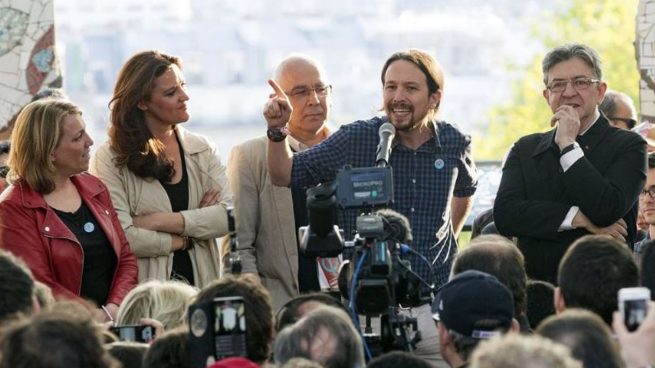 Pablo Iglesias apoyando en Francia a Jean-Lucn Mélenchon.