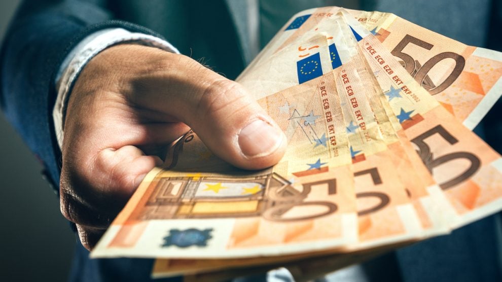 Cae el crédito de la banca a empresas y familias. (Foto: iStock Images)